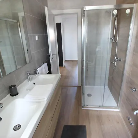 Apartman Jimmy Apartment *